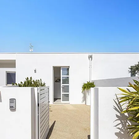 Laire By Villa Marina di Ragusa